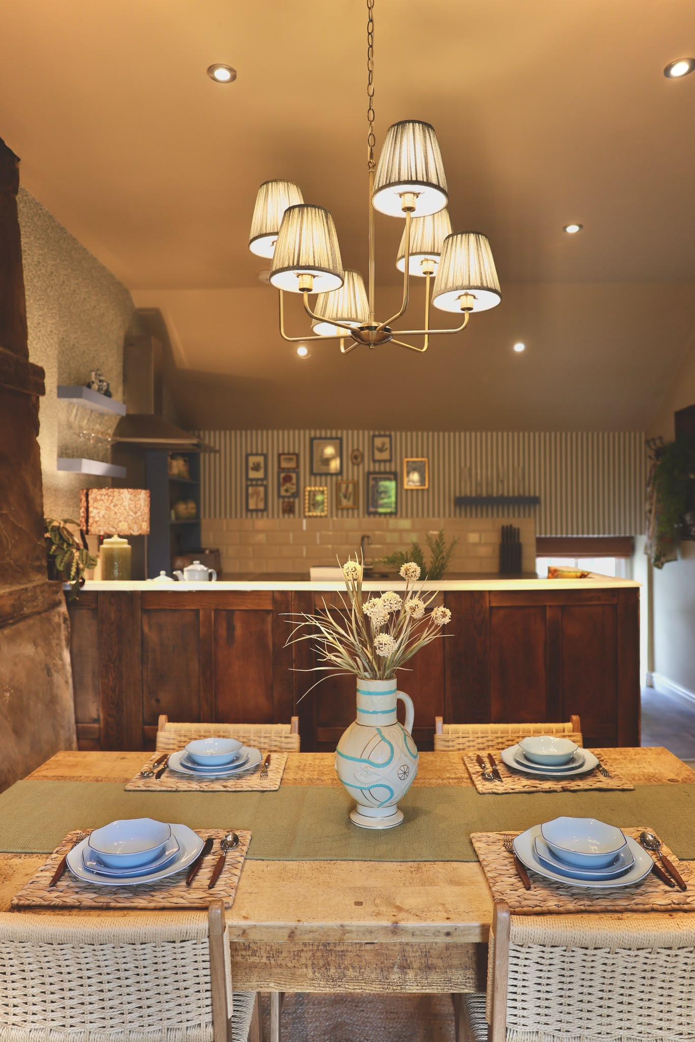 dining area 1111