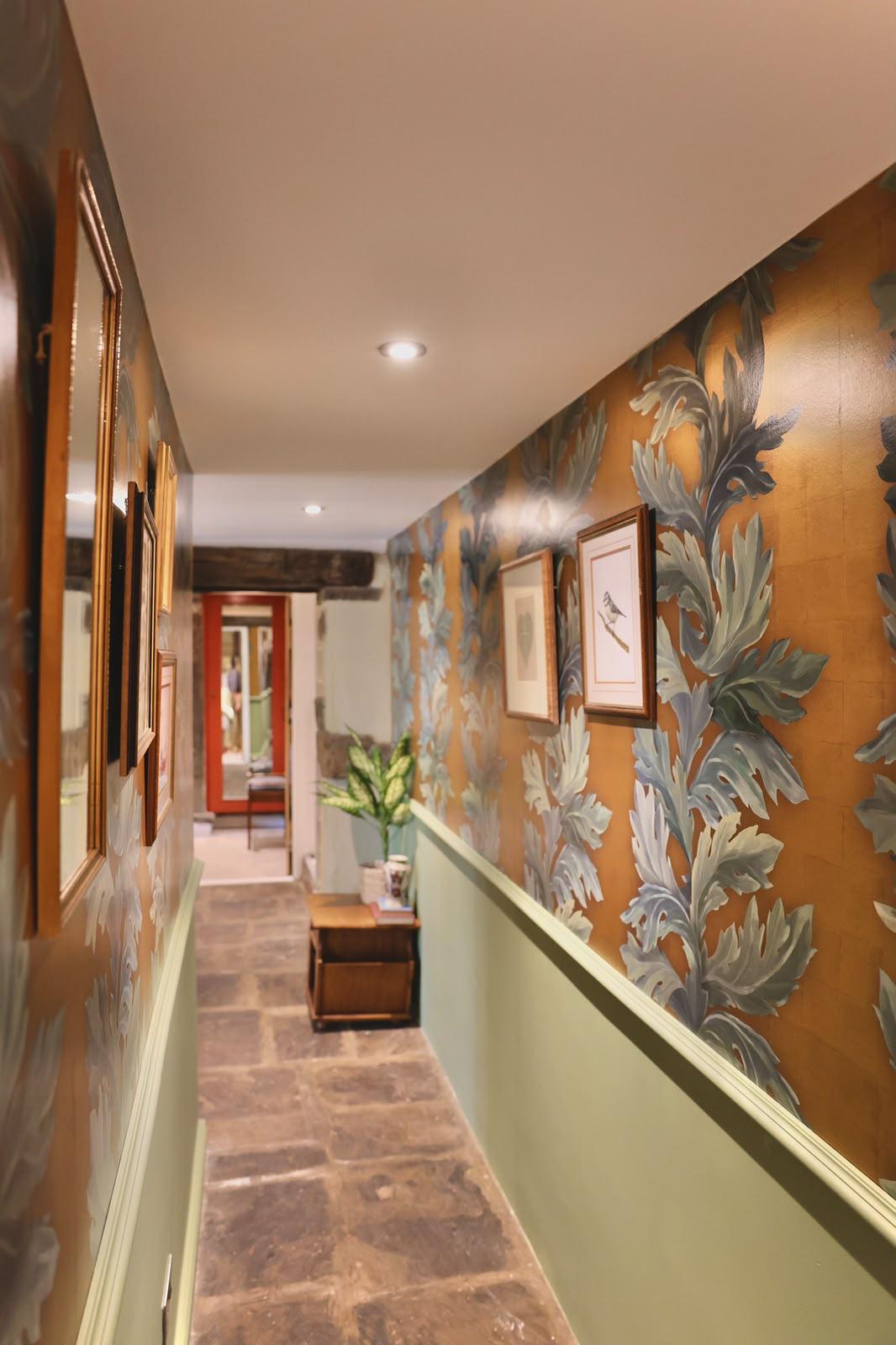 hallway 111111